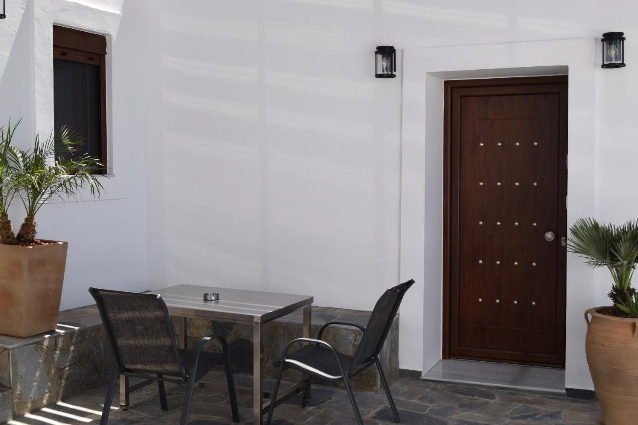 Paraskevi Luxury Apartments Kattavía Extérieur photo